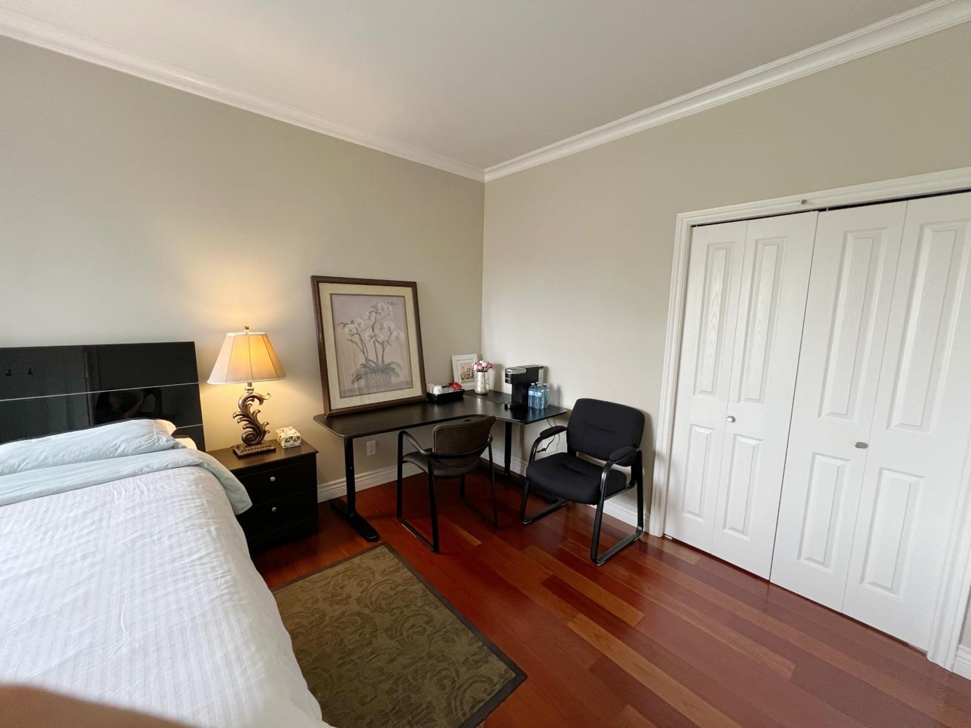 Lucky Room, A Comfortable Bedroom With Private Bathroom Close To Yvr Richmond Exterior foto